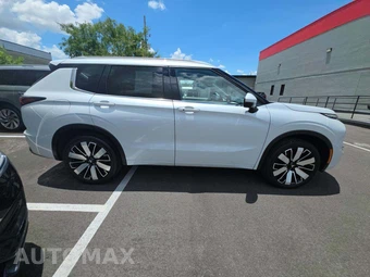 2025 Mitsubishi Outlander SEL - miniatura 4