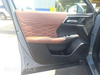 2025 Mitsubishi Outlander SEL - miniatura 9