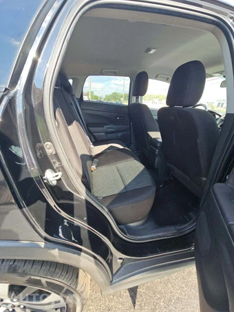 2025 Mitsubishi Outlander Sport 2.0 ES - miniatura 13
