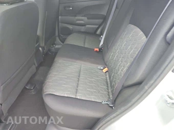 2025 Mitsubishi Outlander Sport 2.0 ES - miniatura 13
