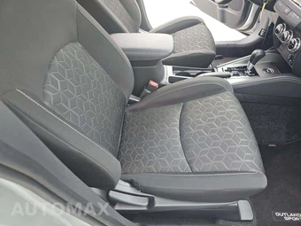 2025 Mitsubishi Outlander Sport 2.0 ES - miniatura 18