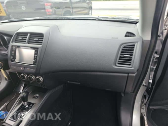 2025 Mitsubishi Outlander Sport 2.0 ES - miniatura 19