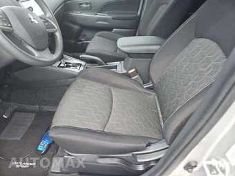 2025 Mitsubishi Outlander Sport 2.0 ES - miniatura 6