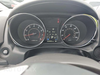 2025 Mitsubishi Outlander Sport 2.0 ES - miniatura 9