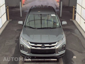 2025 Mitsubishi Outlander Sport 2.0 ES - miniatura 2