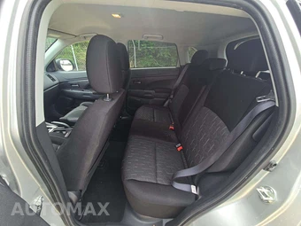 2025 Mitsubishi Outlander Sport 2.0 ES - miniatura 10