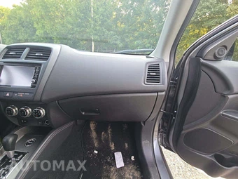 2025 Mitsubishi Outlander Sport 2.0 ES - miniatura 16