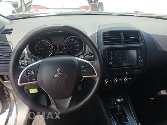 2025 Mitsubishi Outlander Sport 2.0 ES - miniatura 11