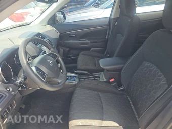 2025 Mitsubishi Outlander Sport 2.0 ES - miniatura 7