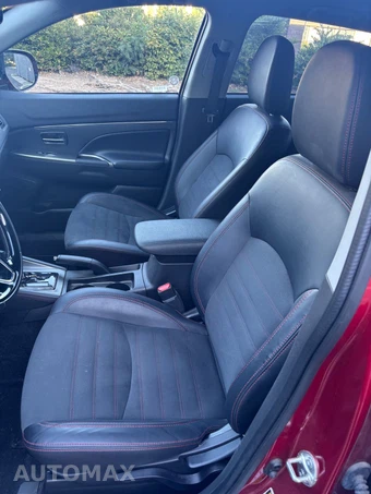 2025 Mitsubishi Outlander Sport 2.0 ES - miniatura 12