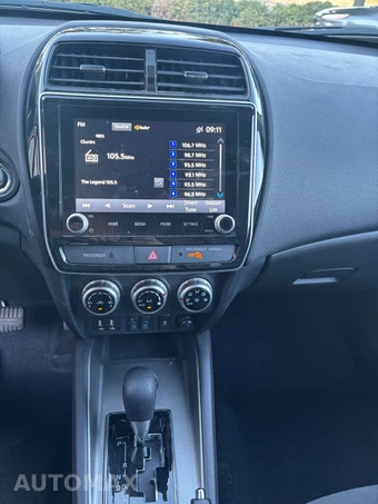 2025 Mitsubishi Outlander Sport 2.0 ES - miniatura 15