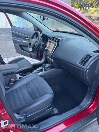 2025 Mitsubishi Outlander Sport 2.0 ES - miniatura 17