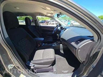 2025 Mitsubishi Outlander Sport 2.0 ES - miniatura 19