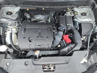 2025 Mitsubishi Outlander Sport 2.0 ES - miniatura 15