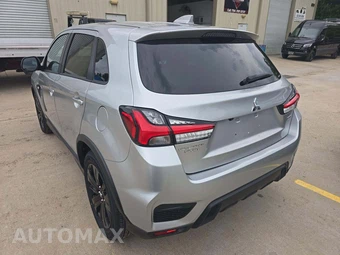 2025 Mitsubishi Outlander Sport 2.0 ES - miniatura 2