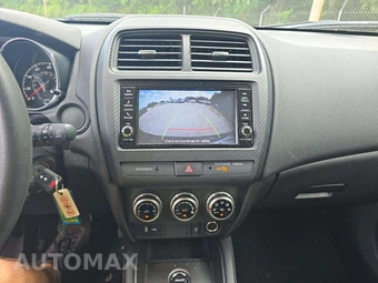 2025 Mitsubishi Outlander Sport 2.0 ES - miniatura 7