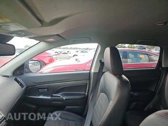 2025 Mitsubishi Outlander Sport 2.0 S - miniatura 17