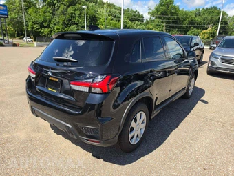 2025 Mitsubishi Outlander Sport 2.0 S - miniatura 3