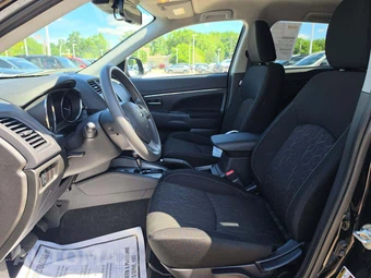 2025 Mitsubishi Outlander Sport 2.0 S - miniatura 6
