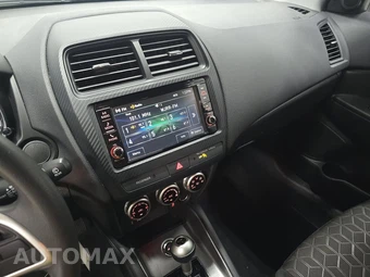 2025 Mitsubishi Outlander Sport 2.0 S - miniatura 11