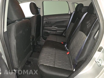 2025 Mitsubishi Outlander Sport 2.0 S - miniatura 13