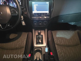 2025 Mitsubishi Outlander Sport 2.0 S - miniatura 11