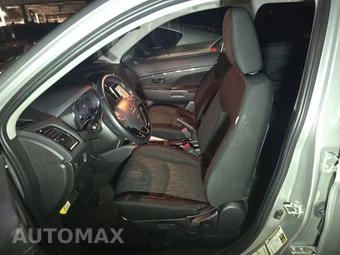 2025 Mitsubishi Outlander Sport 2.0 S - miniatura 7