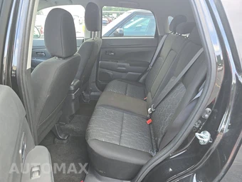 2025 Mitsubishi Outlander Sport 2.0 S - miniatura 13