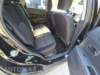 2025 Mitsubishi Outlander Sport 2.0 S - miniatura 16