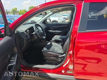 2025 Mitsubishi Outlander Sport 2.0 S - miniatura 6