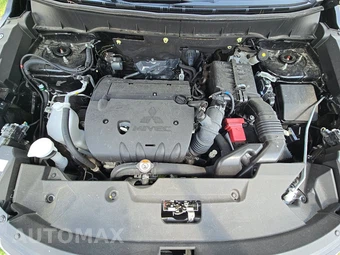 2025 Mitsubishi Outlander Sport 2.0 S - miniatura 15