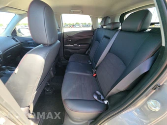 2025 Mitsubishi Outlander Sport 2.0 SE - miniatura 13