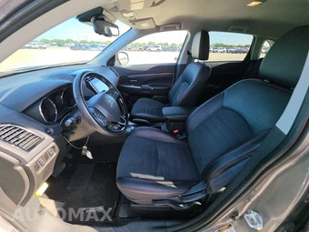 2025 Mitsubishi Outlander Sport 2.0 SE - miniatura 7