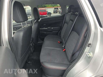 2025 Mitsubishi Outlander Sport 2.0 SE - miniatura 13