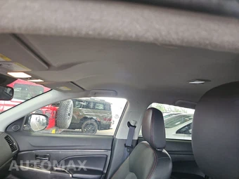 2025 Mitsubishi Outlander Sport 2.0 SE - miniatura 18
