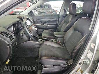 2025 Mitsubishi Outlander Sport 2.0 SE - miniatura 7