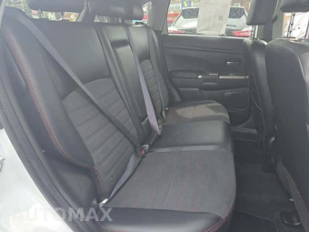 2025 Mitsubishi Outlander Sport 2.0 SE - miniatura 16