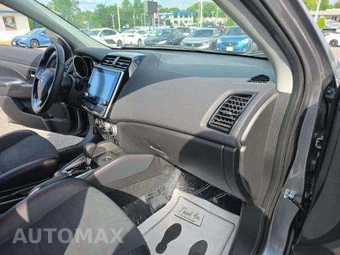 2025 Mitsubishi Outlander Sport 2.0 SE - miniatura 19
