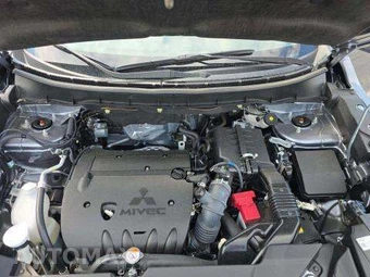 2025 Mitsubishi Outlander Sport 2.0 SE - miniatura 23