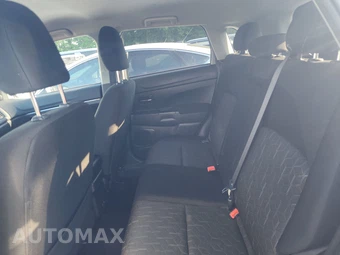 2025 Mitsubishi Outlander Sport 2.0 SE - miniatura 13