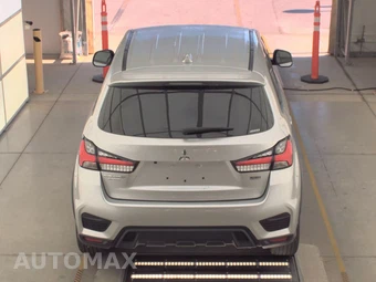2025 Mitsubishi Outlander Sport 2.0 SE - miniatura 5