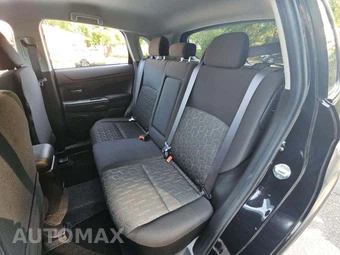 2025 Mitsubishi Outlander Sport 2.0 SE - miniatura 10