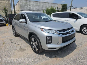 2025 Mitsubishi Outlander Sport 2.0 SE - miniatura 4
