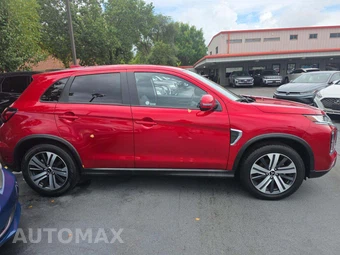 2025 Mitsubishi Outlander Sport 2.0 SE - miniatura 4