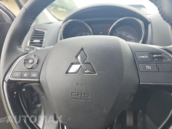 2025 Mitsubishi Outlander Sport 2.0 SE - miniatura 10