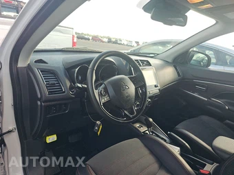 2025 Mitsubishi Outlander Sport 2.0 SE - miniatura 11