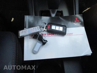 2025 Mitsubishi Outlander Sport - miniatura 2