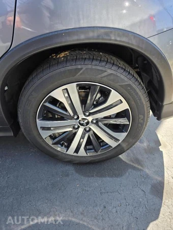 2025 Mitsubishi Outlander Sport - miniatura 8