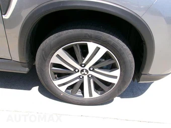 2025 Mitsubishi Outlander Sport - miniatura 6