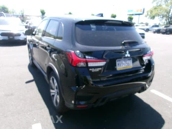 2025 Mitsubishi Outlander Sport - miniatura 8